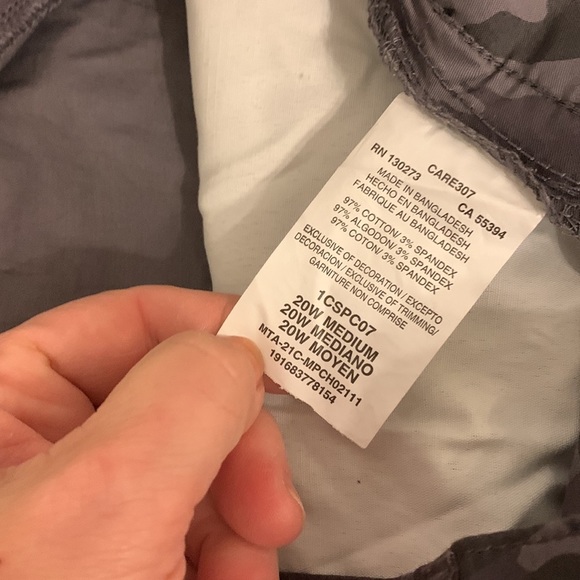 RIDERS BY LEE Camouflage Pattern Grey Utility Shorts Size 20W plus size - Picture 13 of 14